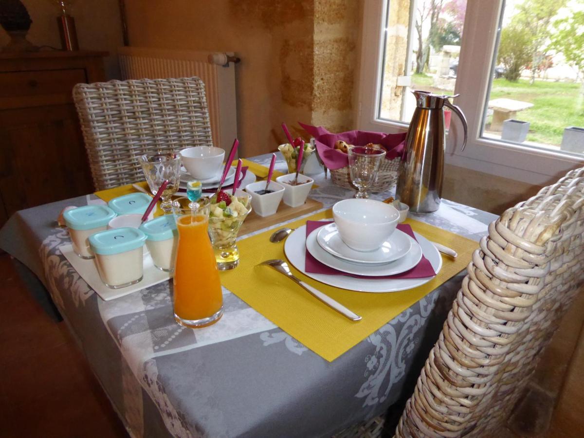 La Vigneraie De Laura Bed and Breakfast Sainte-Colombe  Exteriör bild
