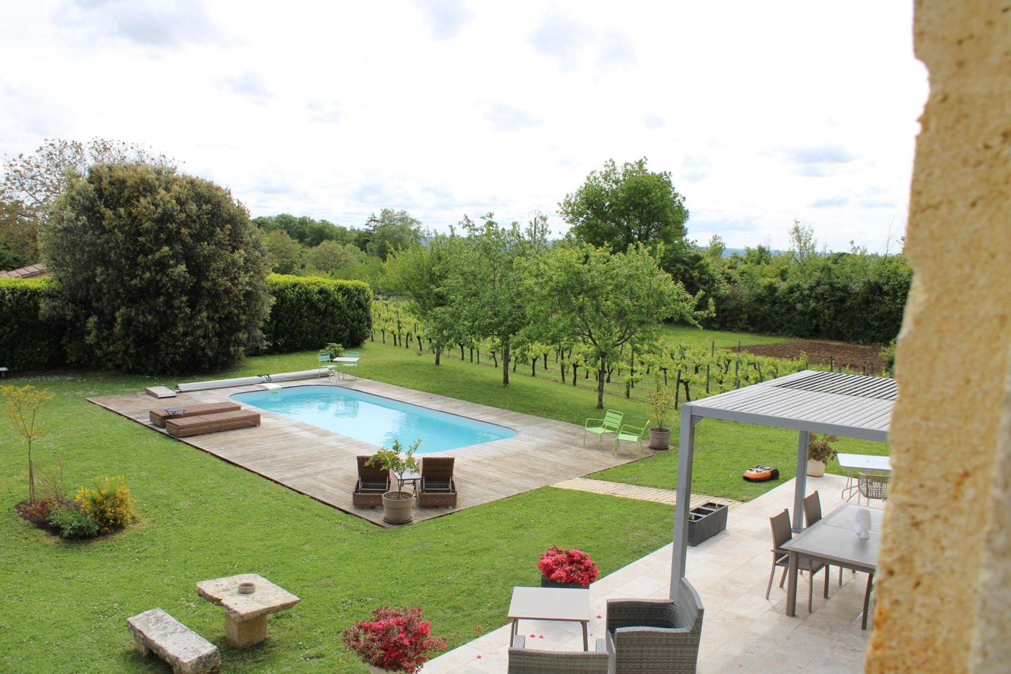 La Vigneraie De Laura Bed and Breakfast Sainte-Colombe  Exteriör bild
